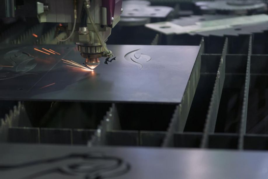 laser cutting machine, metal laser cutter, metal laser cutting machine, cnc laser cutting machine, fiber laser cutter, fiber laser cutting machine, laser cutting machine price, sheet metal laser cutting machine, steel laser cutting machine, laser cutting machine for sale, laser cutting machine suppliers